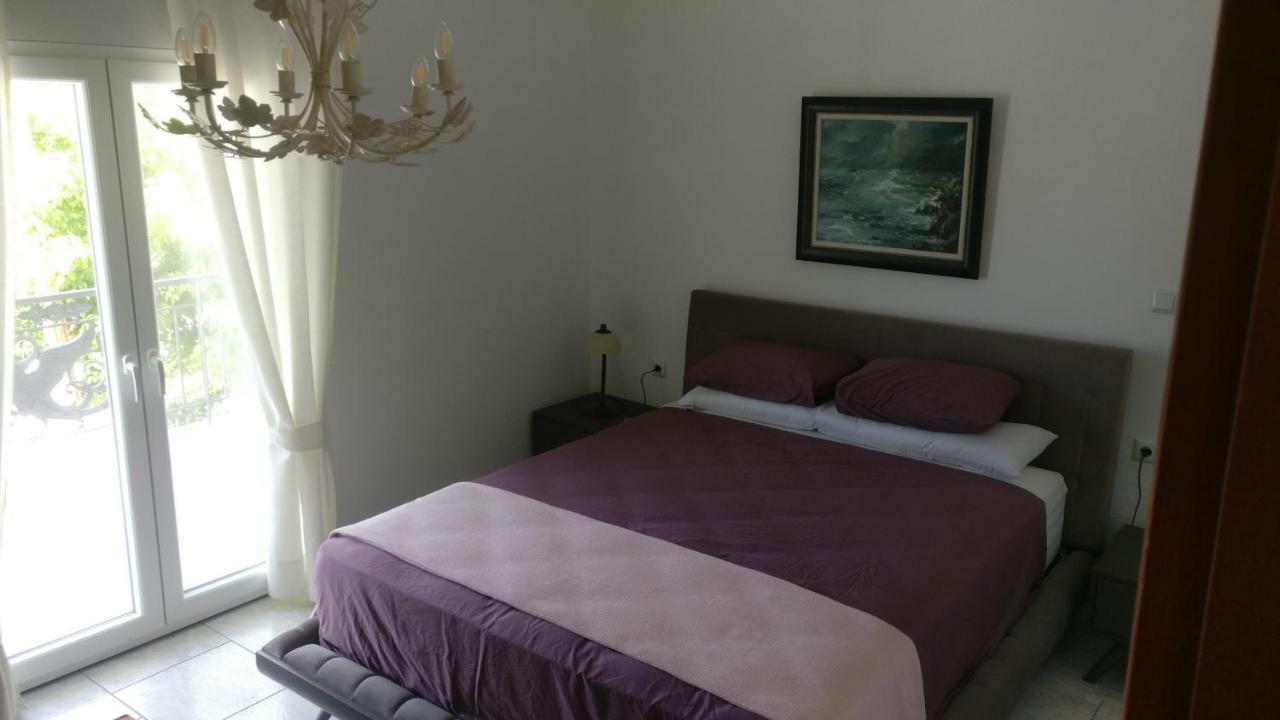 Marry'S House Villa Karianí Exteriör bild